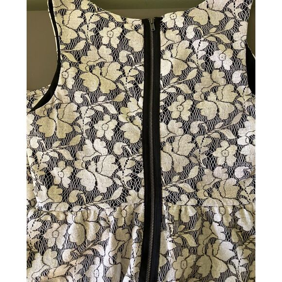 Xhilaration sleeveless lace party mini dress - Picture 9 of 10